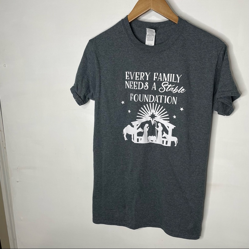 🍋Every Family Needs a Stable Foundation Unisex Small Tee in dark gray